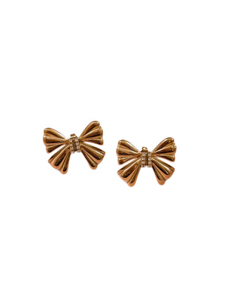 Chic bow studs