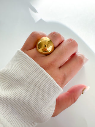 Bold modern ring